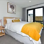 Latimer Central - Christchurch Holiday Homes